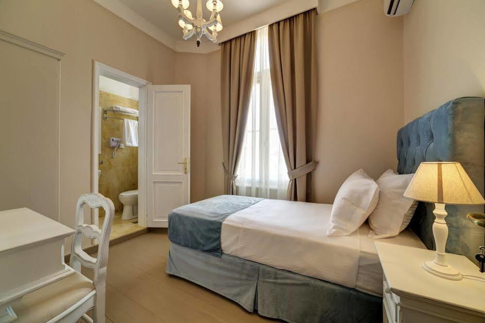 Home & Art Suites Athènes Extérieur photo