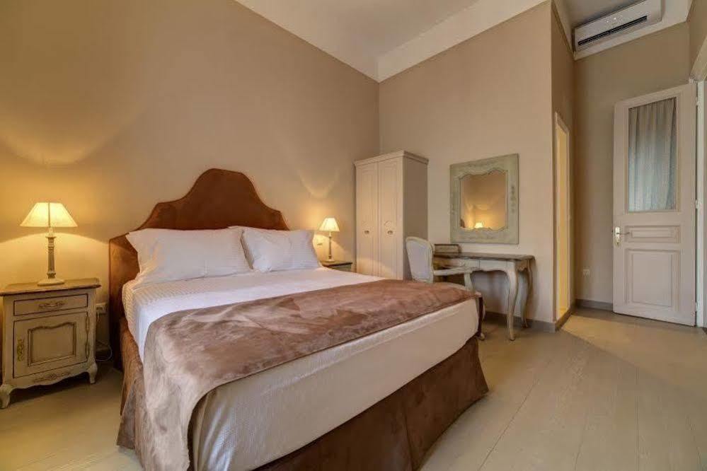 Home & Art Suites Athènes Extérieur photo