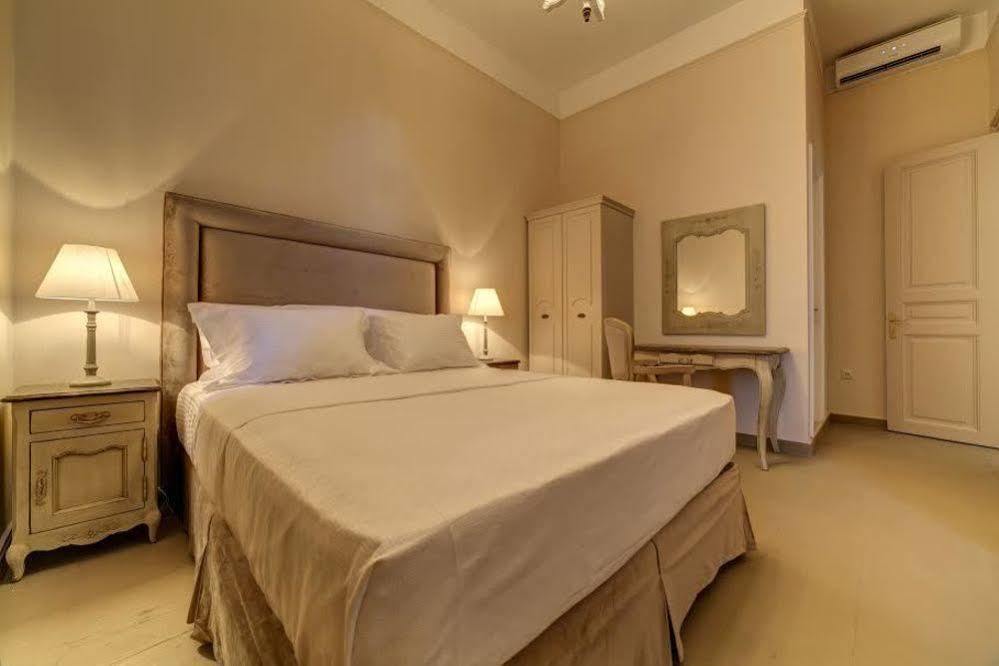Home & Art Suites Athènes Extérieur photo